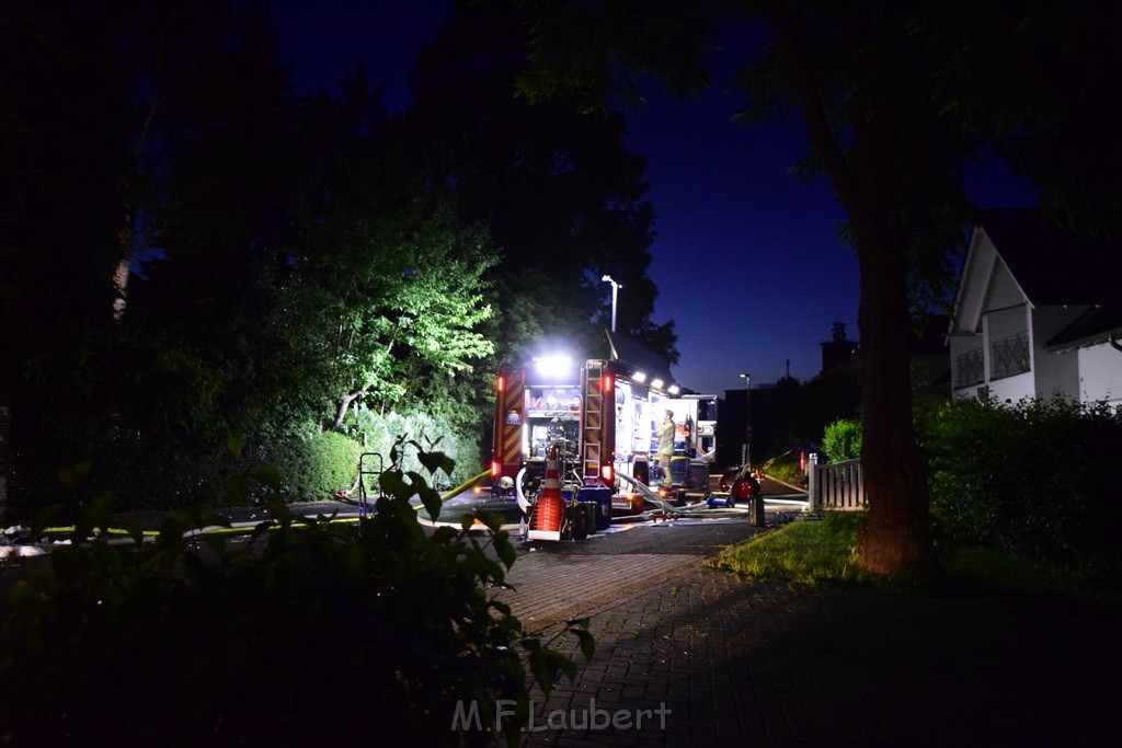 Grossfeuer Einfamilienhaus Siegburg Muehlengrabenstr P0680.JPG - Miklos Laubert